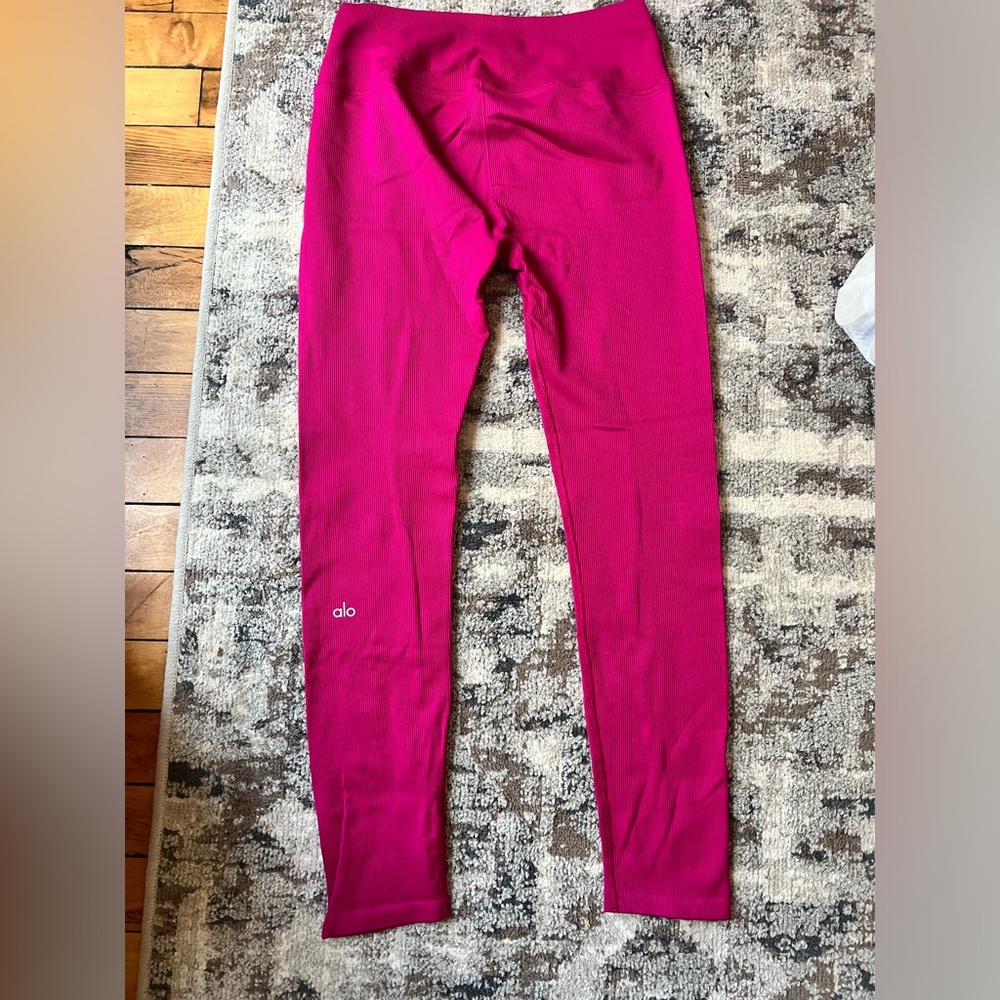 Hot Pink Alo Yoga Leggings Large